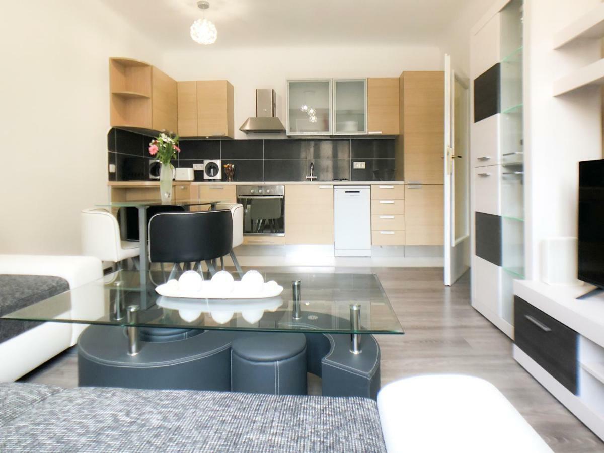 Apartment Lara Vienna Exterior photo